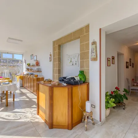 Tallyho Bed & Breakfast 3*