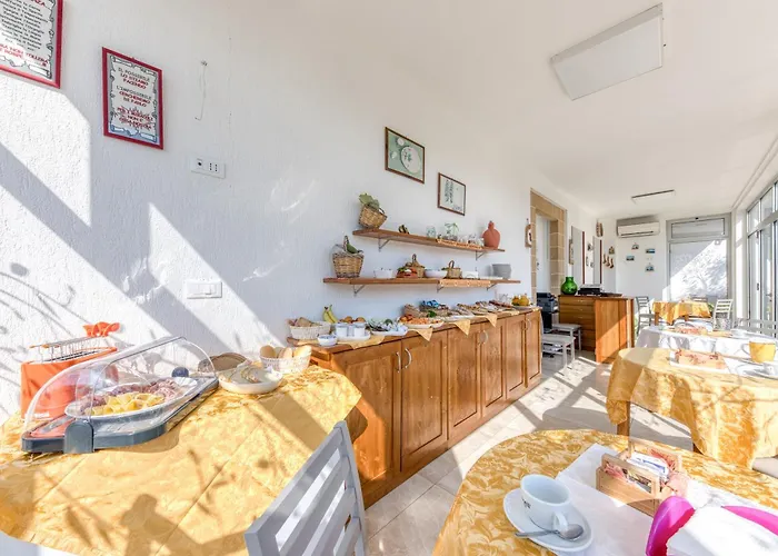 Tallyho Bed & Breakfast 3*